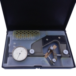 Приборы для контроля диаметров и резьб метчиков