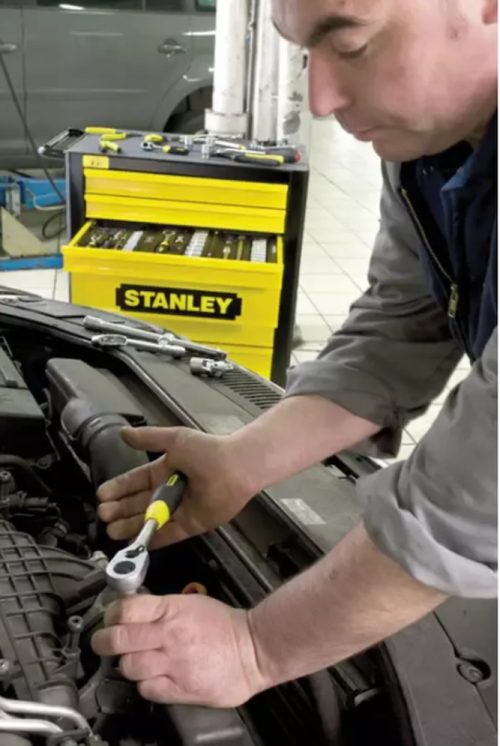Тріщатка STANLEY : квадрат 1/2", 72 Зубці. крок 5°, швидковстановна.