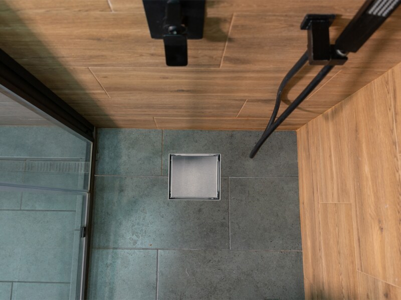Трап QUAD 250x250 мм FALA 75336