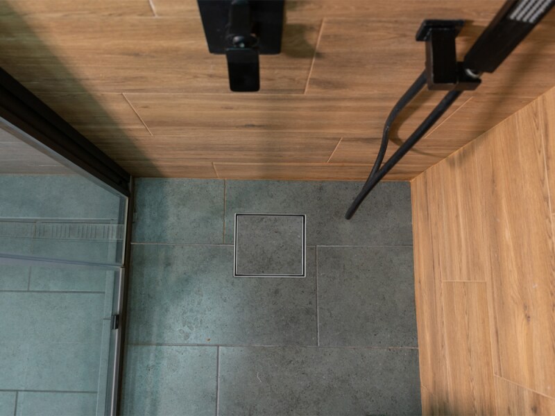Трап QUAD 250x250 мм FALA 75336