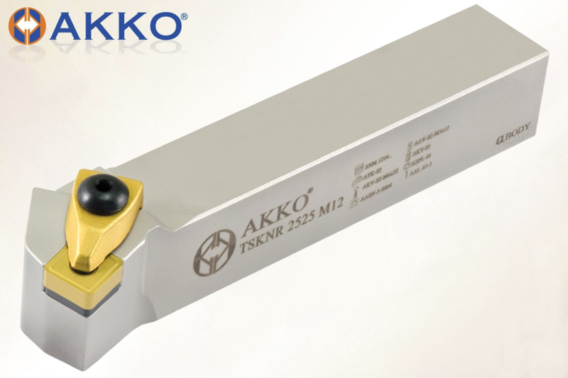 Резец токарный проходной TSKNR 3232 P15 под пластину SNMG 1506.. державка AKKO