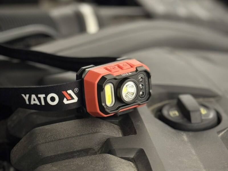 Ліхтар налобний акумуляторний YATO YT-085942, 1000 лм, IP65, датчик руху