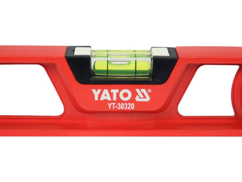 Уровень строительный каменщика YATO YT-30320, 600 мм, 2 глазка, магнитный