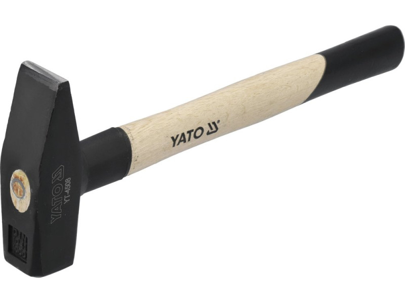 Молоток слесарный на деревянной рукоятке YATO YT-4504, 400 г, DIN 1041