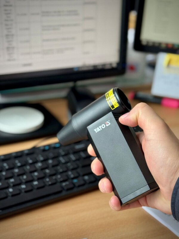 Повітродувка міні акумуляторна Li-Ion 7,2В YATO: 180 Вт, 4000 мАг, 4 режими, з USB зарядн (YT-82938)