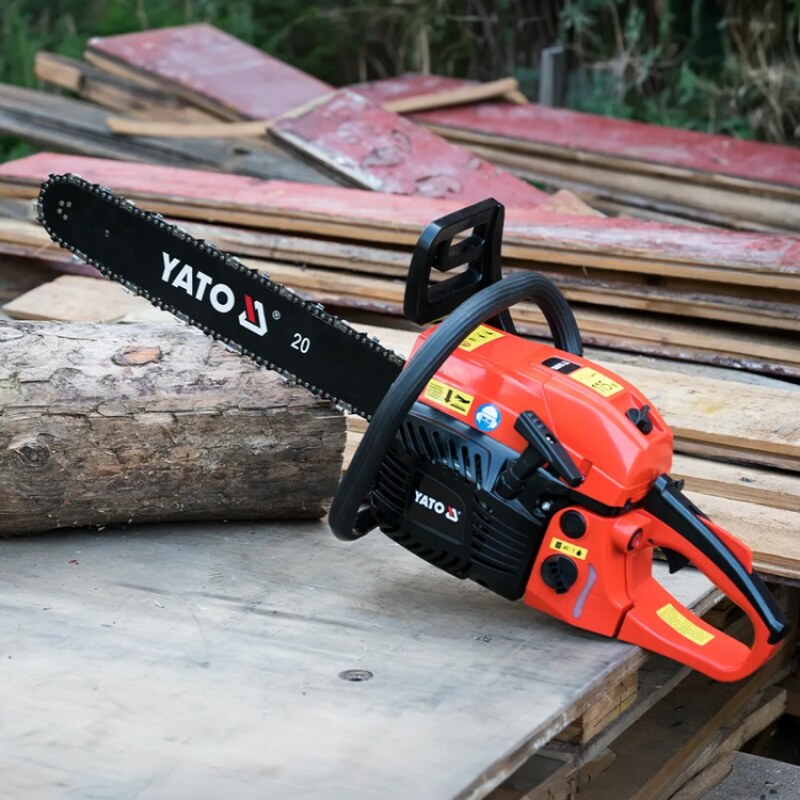 Пила ланцюгова бензинова YATO YT-84910, 56,5 см³, 2,5 кВт, шина 20"