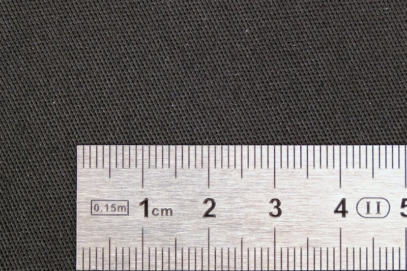 Штани робочі чорні YATO, розмір M; 9 киш 64%- поліестер, 34%- бавовна, 2%-еластан, відсвічув вставки