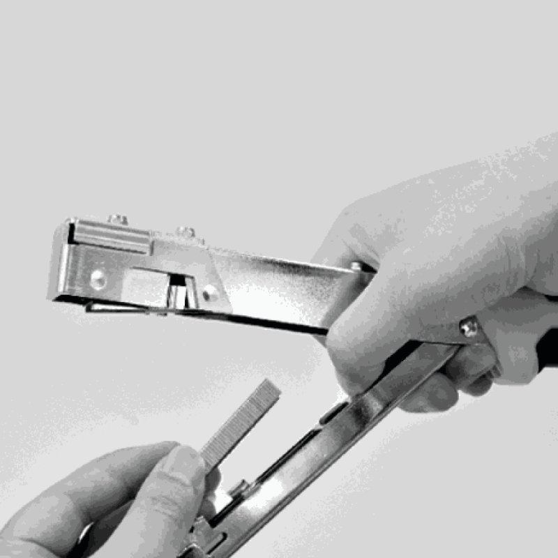 Степлер молотковый VOREL 71080, скоба 6-10х1,2х11,3 мм, 300 мм